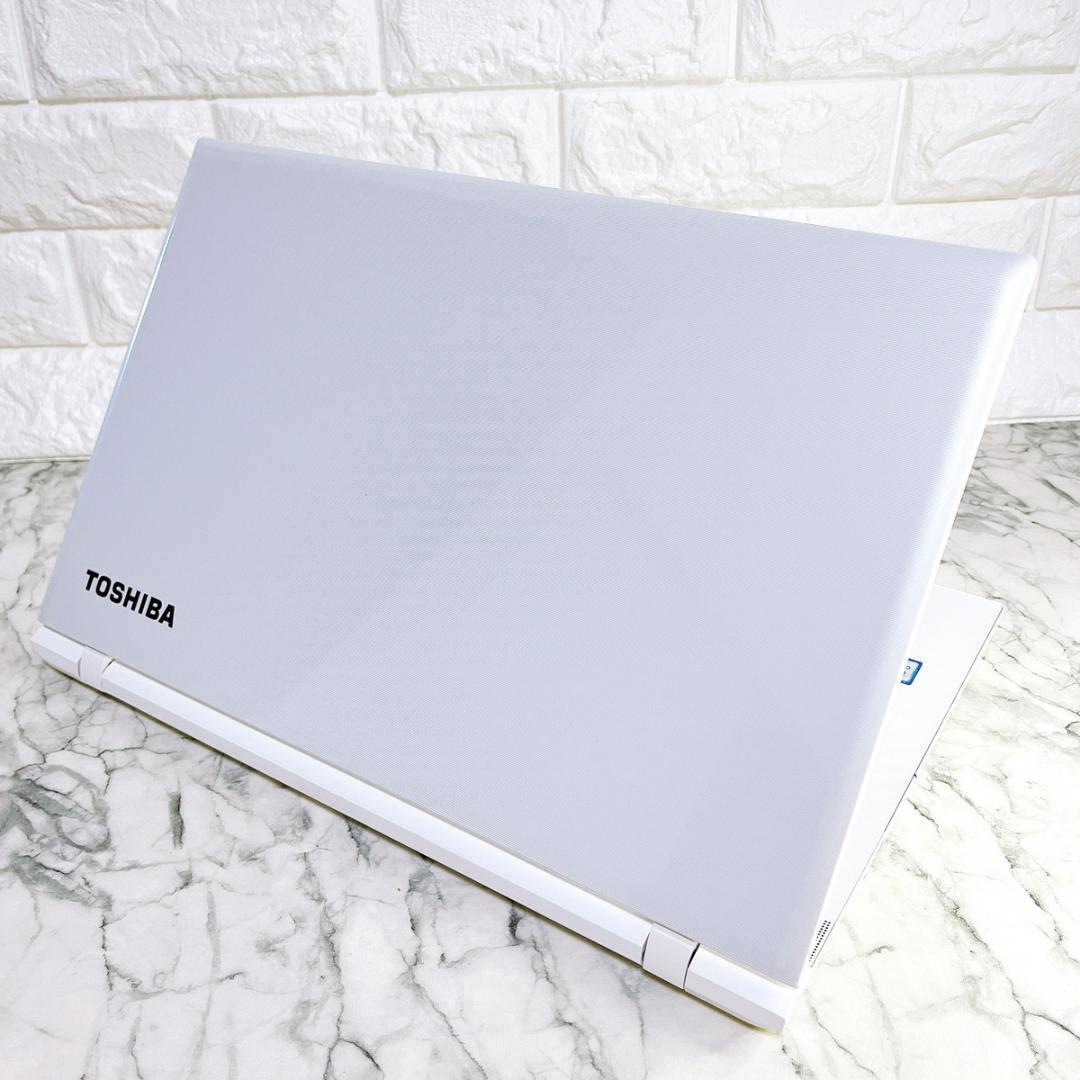 Windows11✨爆速SSD✨おしゃれ白ノートパソコン✨カメラ薄型✨初心者向け