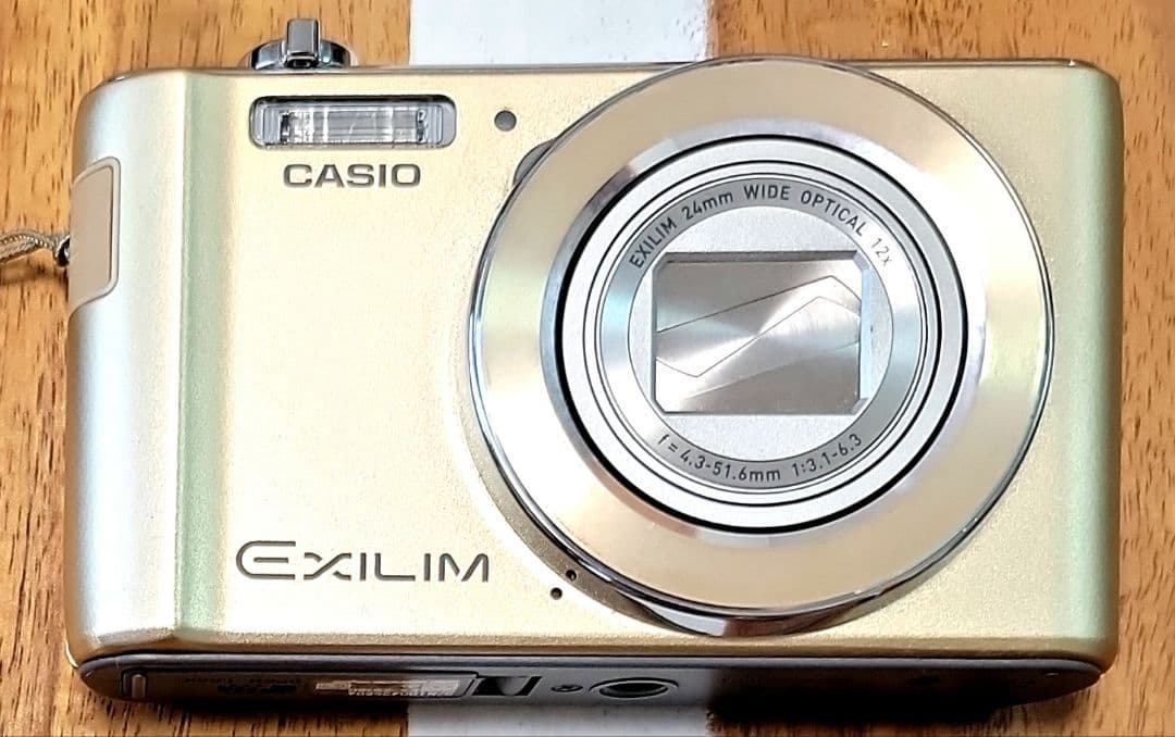 CASIO EXILIM 12倍光学ズーム デジタルカメラ