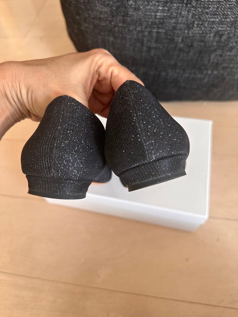 MANOLO BLAHNIK ビジュー付きフラットシューズ 38 - メルカリ