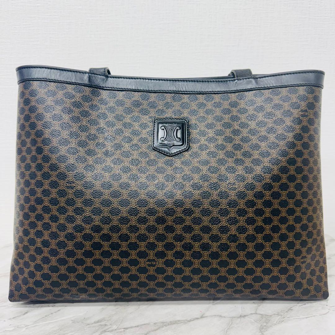 ✨CELINE✨マカダム✨レザー×PVC✨ブラック✨トートバッグ✨ハンドバッグ✨ CELINE マカダム柄トートバッグ | Hedy