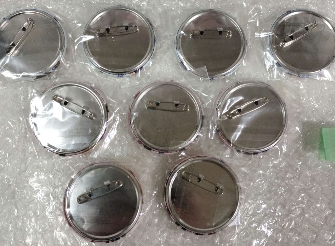 希少　未使用　その花びらにくちづけを　缶バッジ　9個　百合ゲー　ふぐり屋　百合