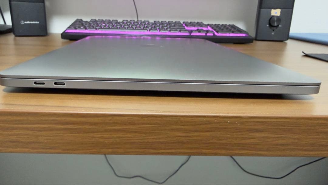 MacBook本体 MacBook Pro 2.3GHz i9 16GB 1TB