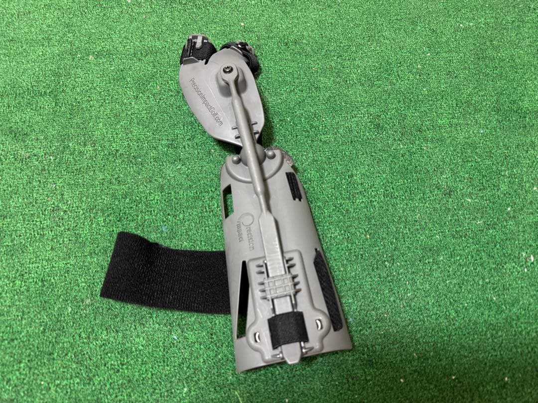 Precision Impact ゴルフ練習用具 右利き用