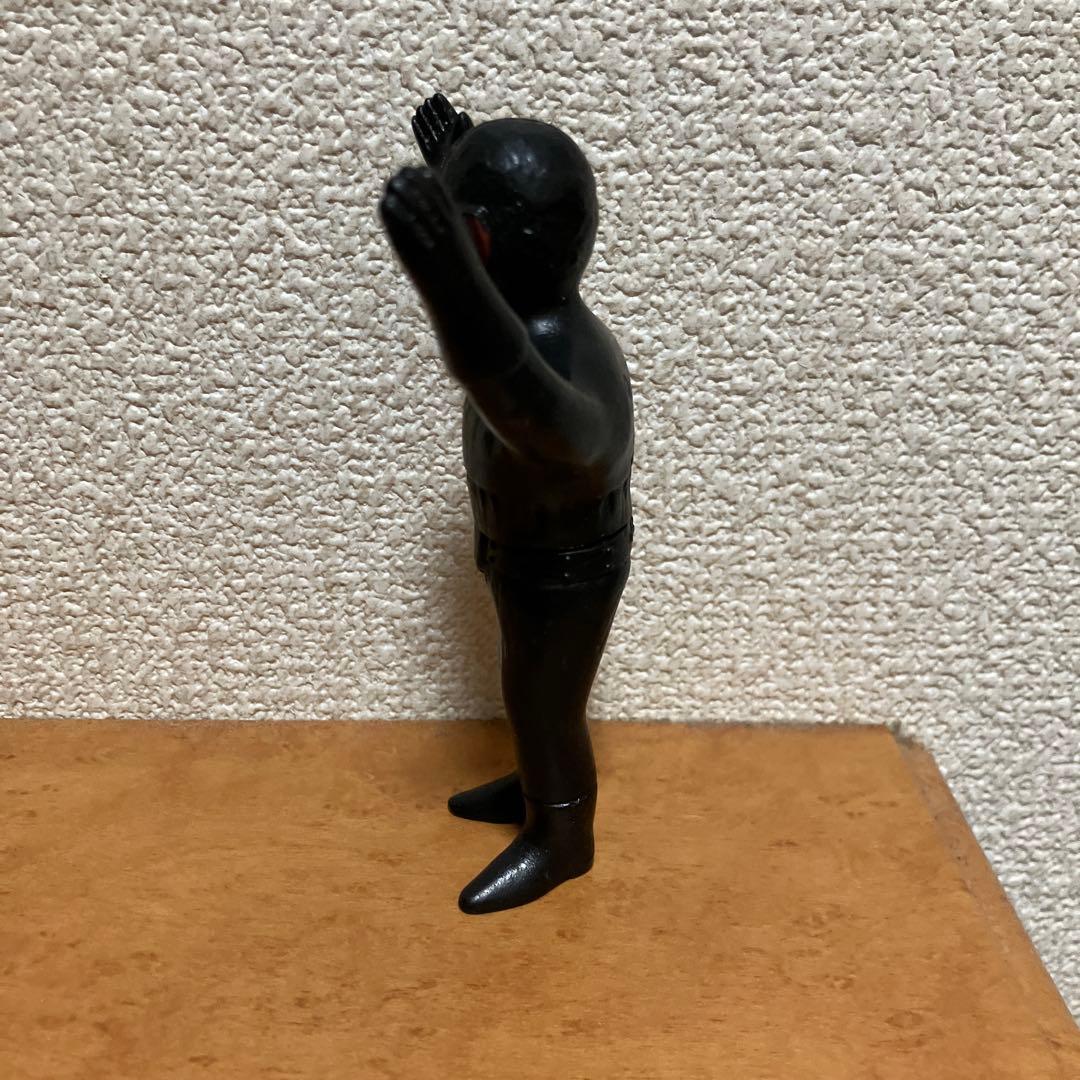 希少・当時物】ポピー 仮面ライダー怪人「ハエ男」ミニソフビ - メルカリ