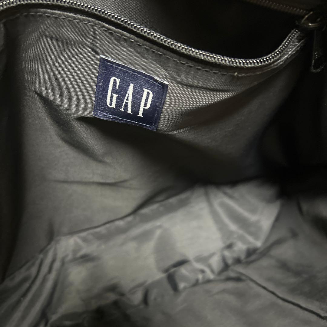 即購入OK❗️」レアGAP 黒 ショルダーバッグ 男女兼用 5ポケット 軽量