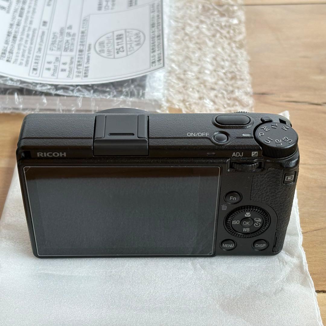 極美品】 RICOH GRIIIx 【2025年11月分 付属品多数】 - メルカリ