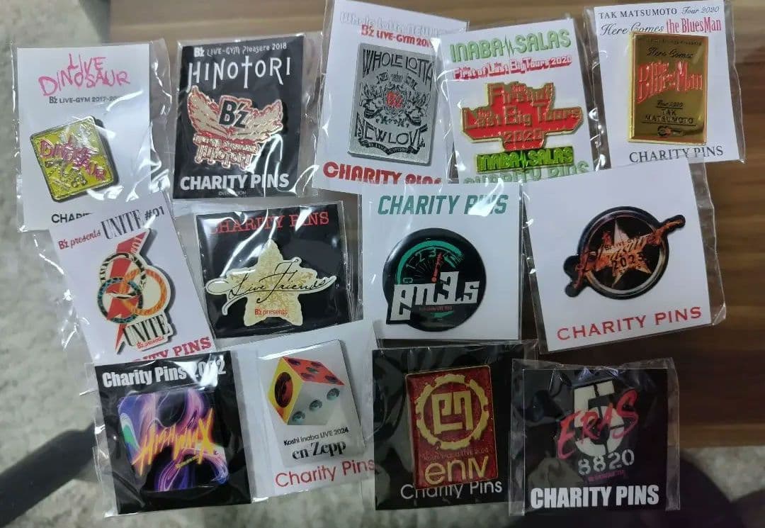 B'z ピンバッジコレクション（13個セット） - メルカリ