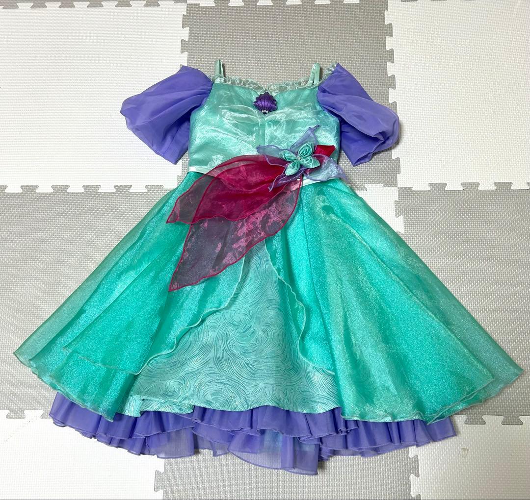 ディズニー ビビディバビディブティック　アリエル ドレス　110センチ ビビディバビディブティック アリエルドレス白フードポンチョセット