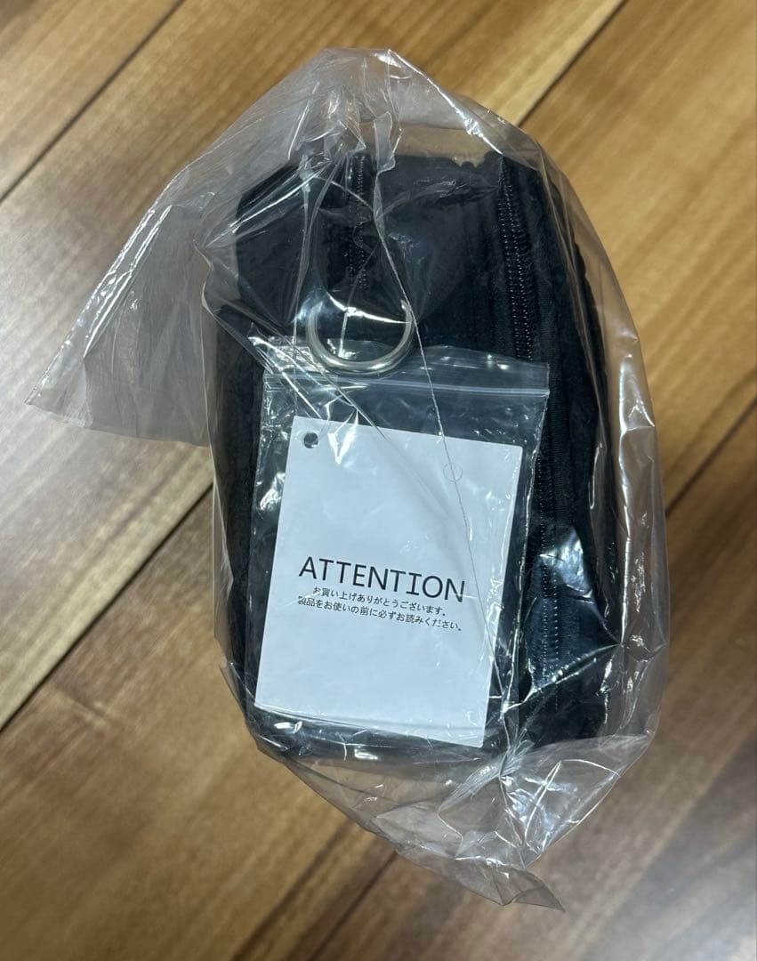 soleile《ボディバッグ》★ブラック★撥水バッグ★新品未使用★