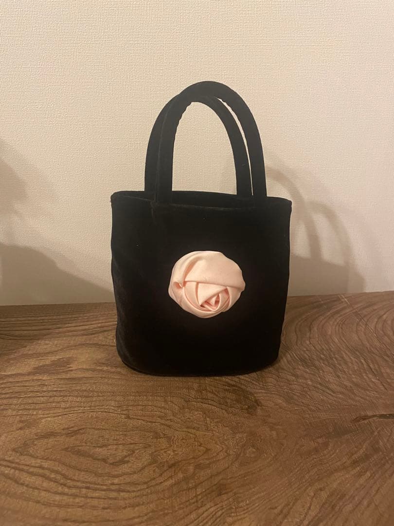 The virgins rose velvet bag