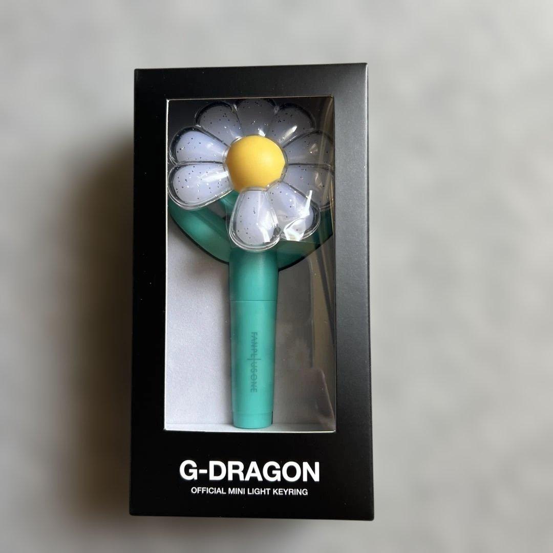 ジードラゴン ミニライトキーリング FC会員限定色 G-DRAGON - メルカリ