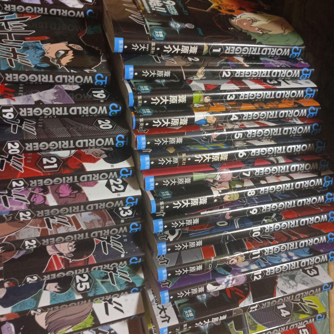 ワールドトリガー1～28巻セット美品 - メルカリ