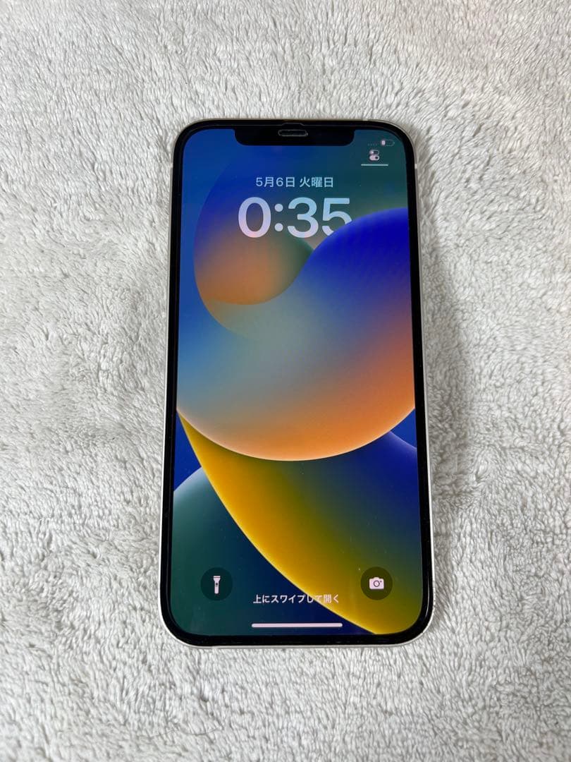 iPhone 12 64GB ホワイト