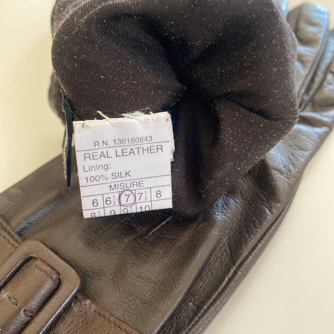 美品 フェラガモ レザーグローブ 革手袋 ダークブラウン シルク裏地