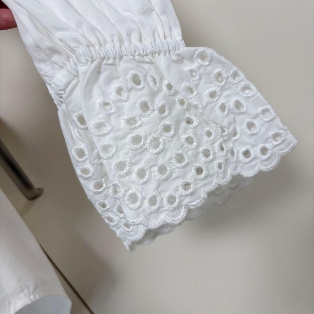 新品 アルページュストーリー 刺繍 レース ブラウス 白 - メルカリ