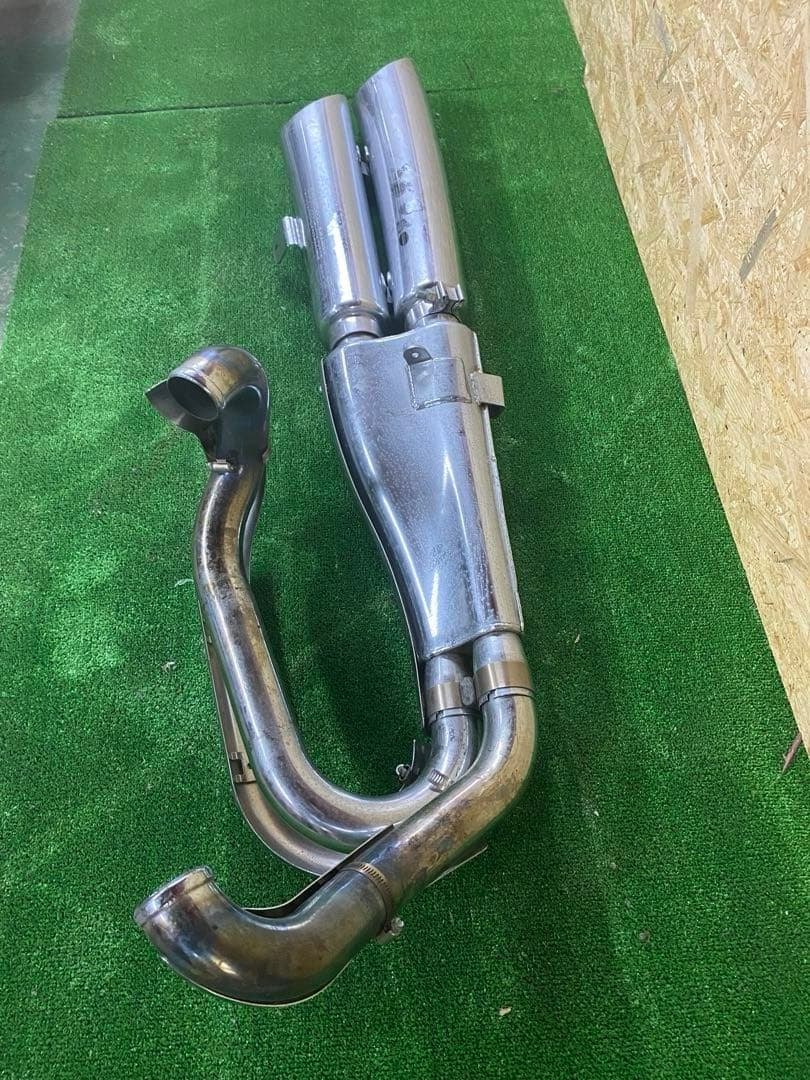 ハーレー 02年〜06年V-ROD（VRSCA） 純正マフラー（中古 ） - メルカリ