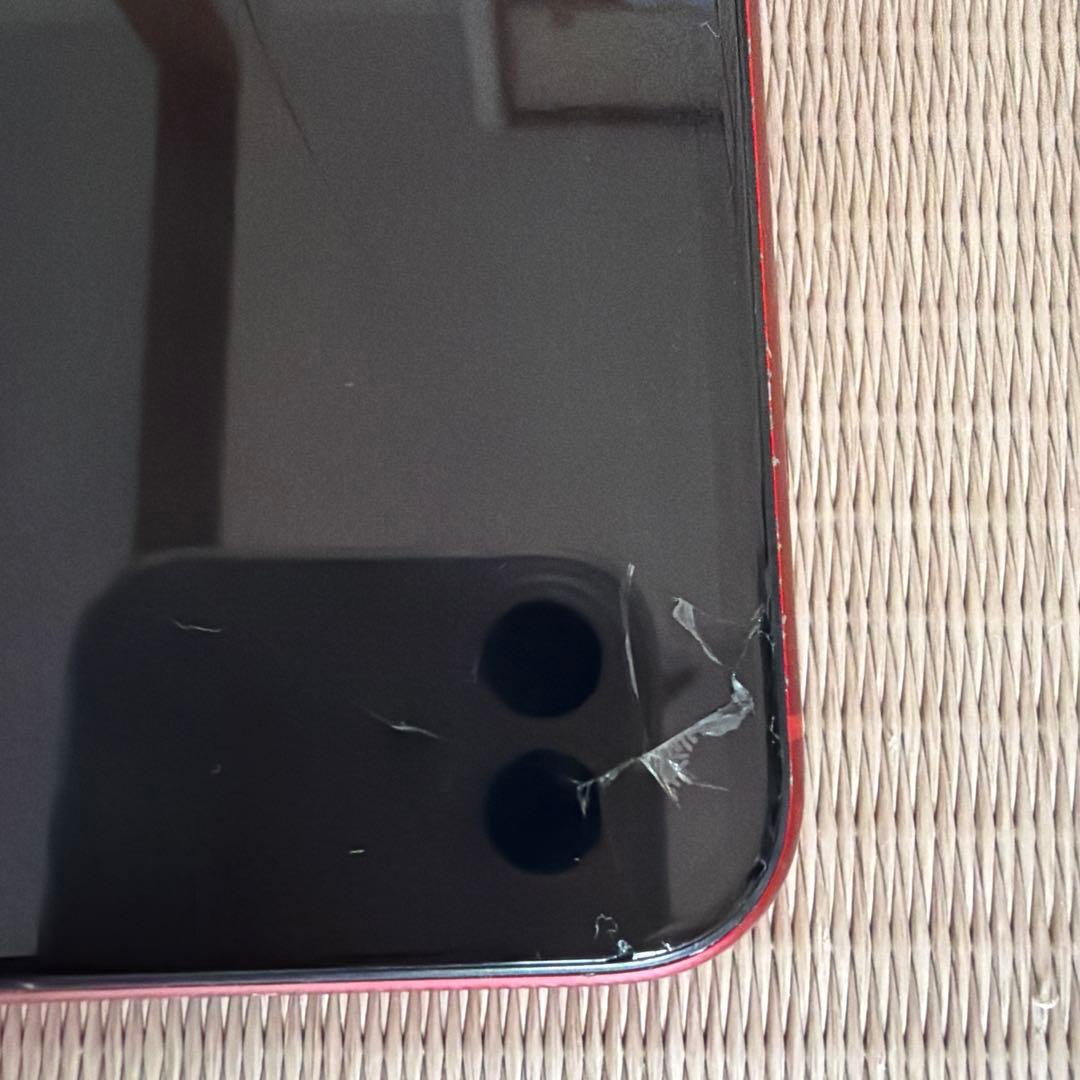 iPhoneXR RED 64GB 画面割れあり ジャンク扱い 付属品あり - メルカリ