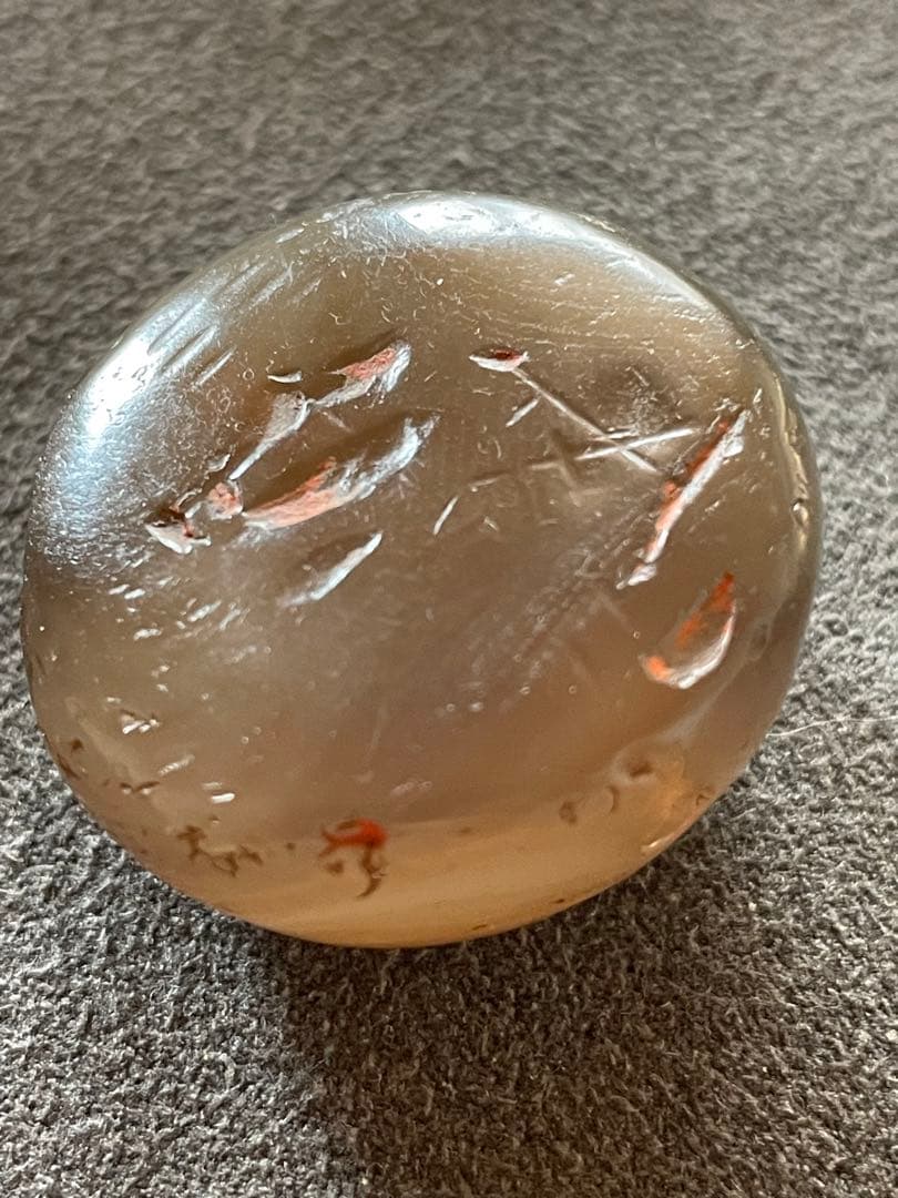 縄文期 津軽錦瑪瑙線刻垂飾珠 線刻 石肌に遺朱 出土品 - メルカリ