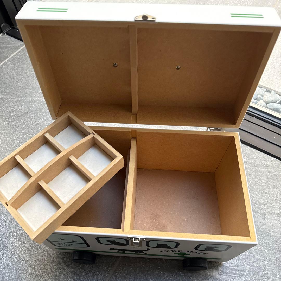 キュアメイト CURE MATE 救急箱 救急車 木製 2個 猫 薬入れ 薬箱
