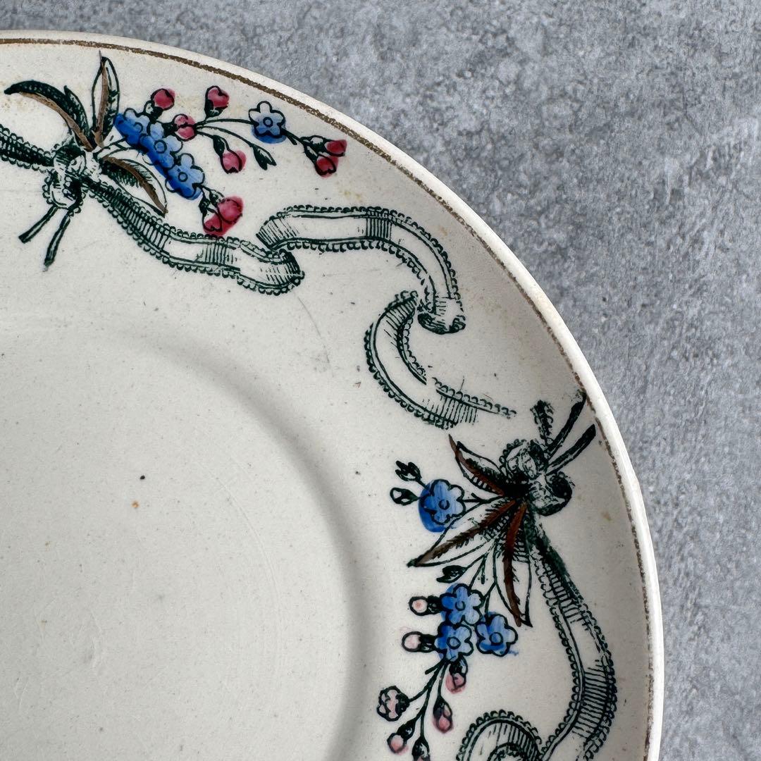 フランスアンティーク クレイユモントロー リボンと勿忘草 ティー