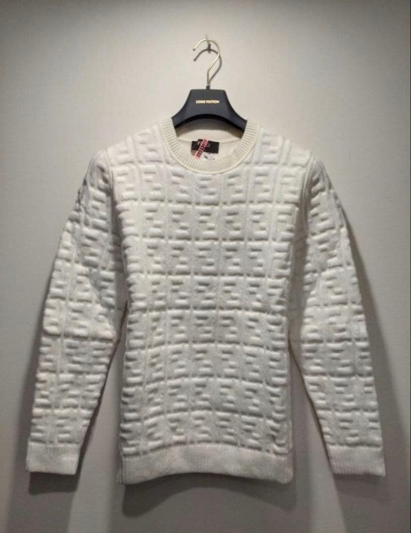 FENDI　フェンディー　セーター　スウェット フェンディ(FENDI)フェンディ セーター セーター 衣料品 トップス