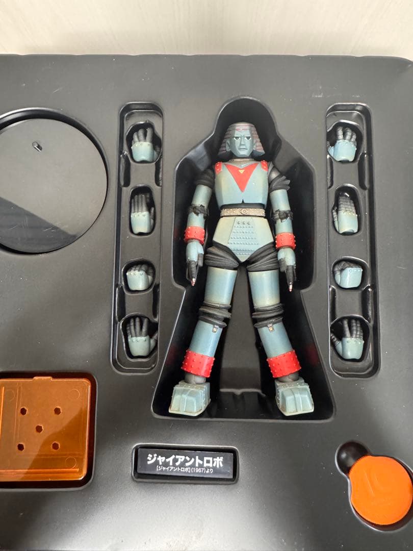 海洋堂 特撮リボルテック SERIES No.009 ジャイアント・ロボ - メルカリ
