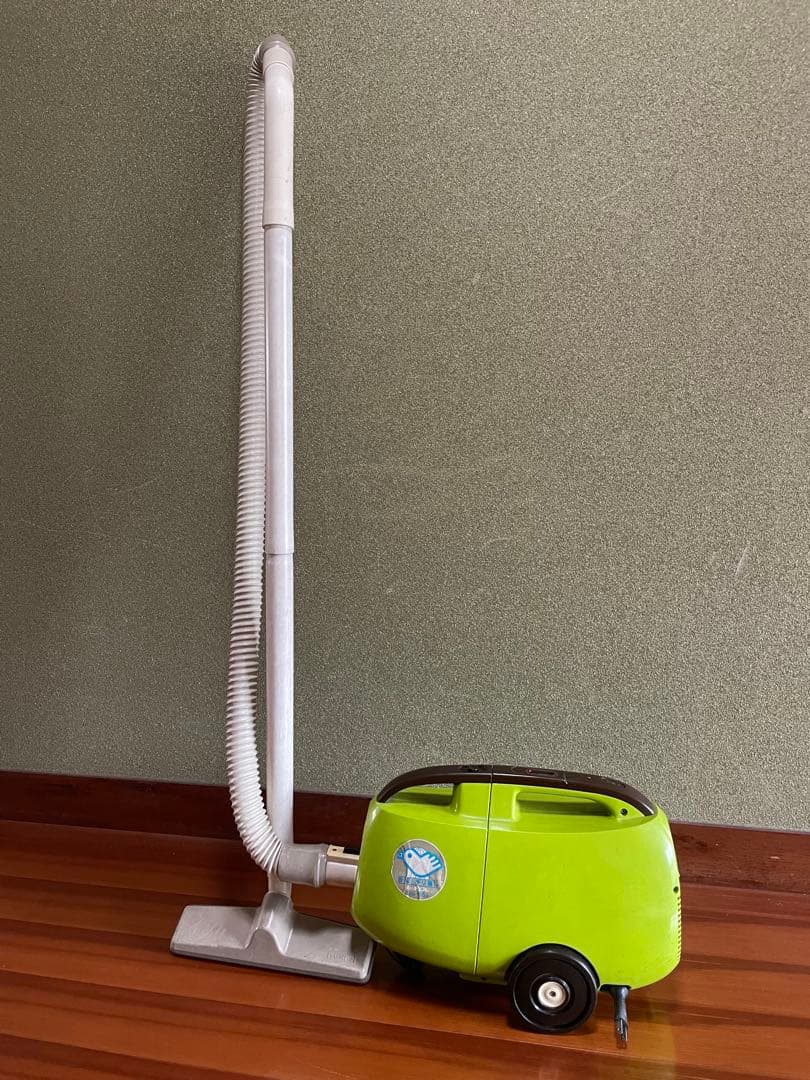 ナショナル 掃除機 MC-652C 昭和レトロポップ National 緑 - メルカリ