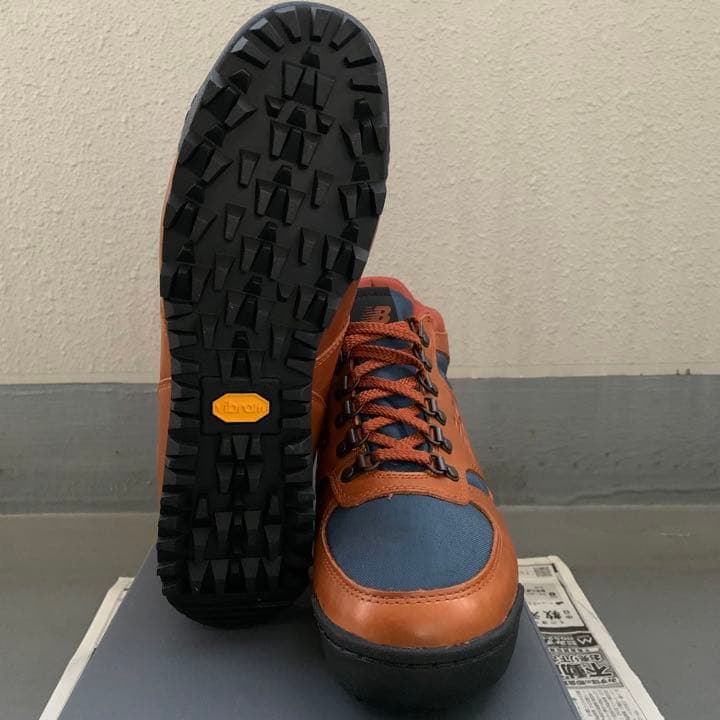 【新品未使用】NewBalance レーニア　27.5cm