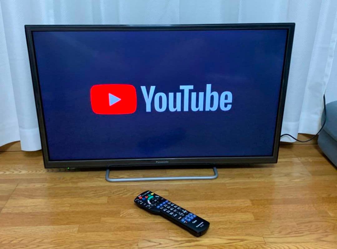 パナソニック 32型 スマートテレビ YouTube等⭕️地上波 2019 年製