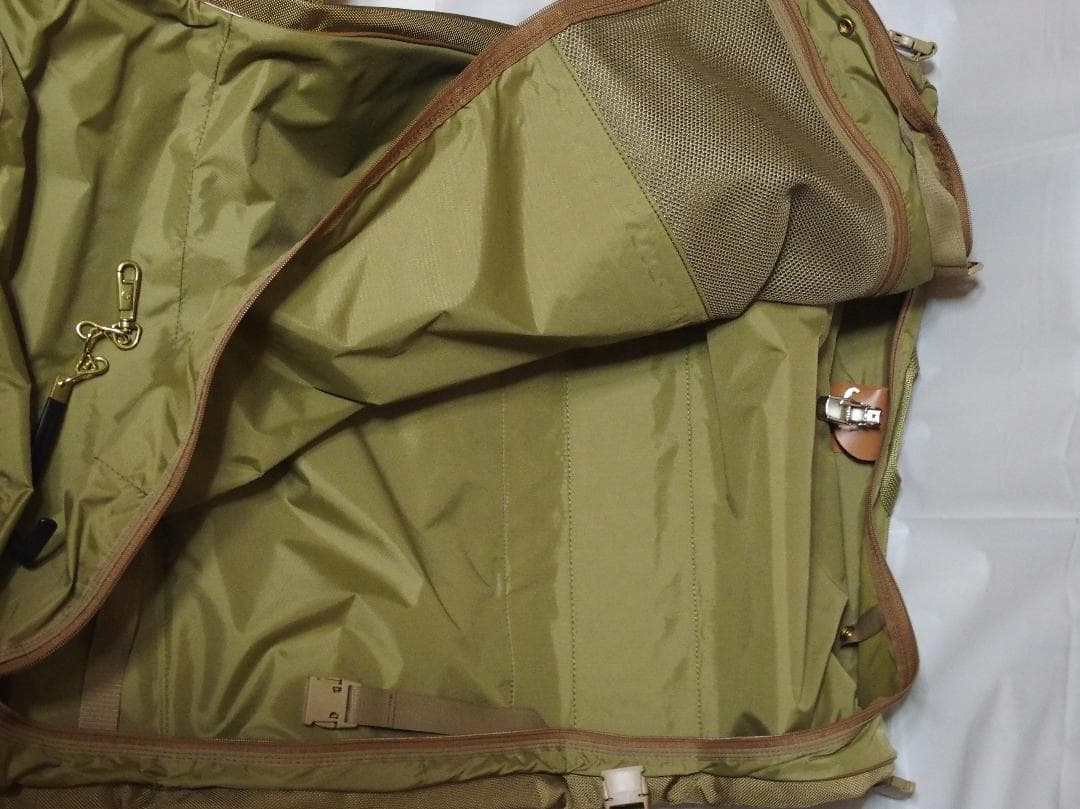 Hartmann Tri fold トライフォールド スーツ 美品 ワンオーナー - メルカリ