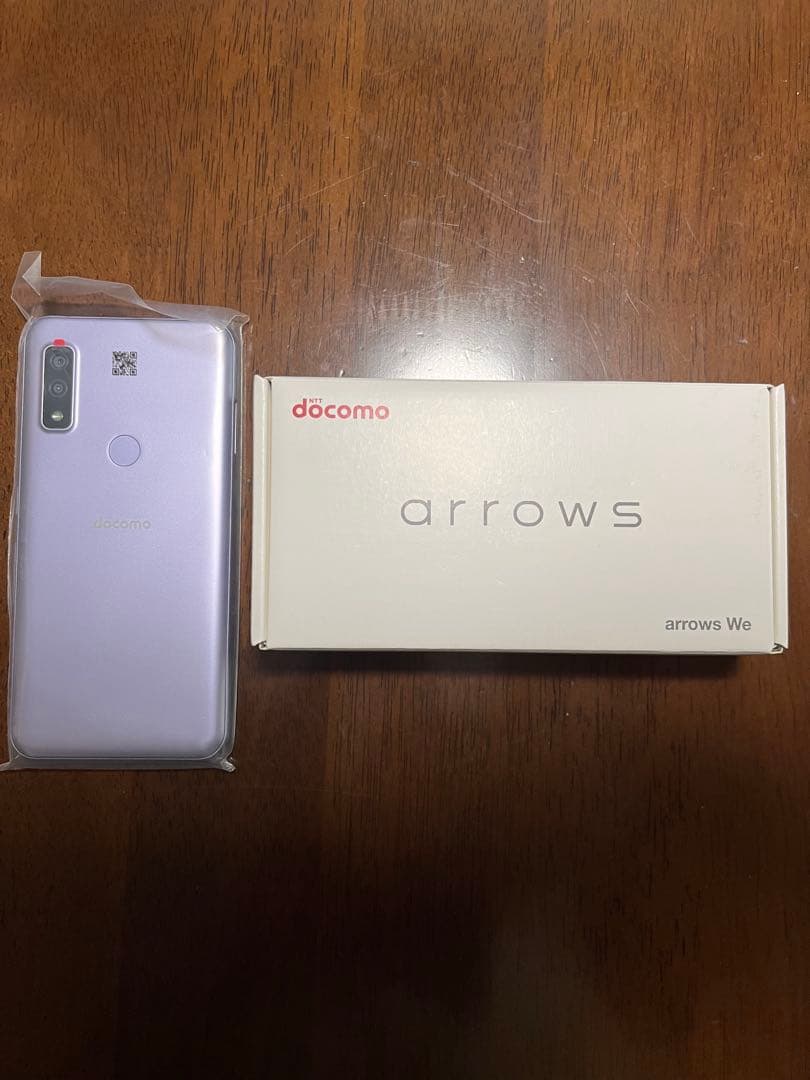 【新品】docomo arrows We F-51B 本体 FCNT arrows We F-51B docomo [レッド] 価格比較 - 価格.com