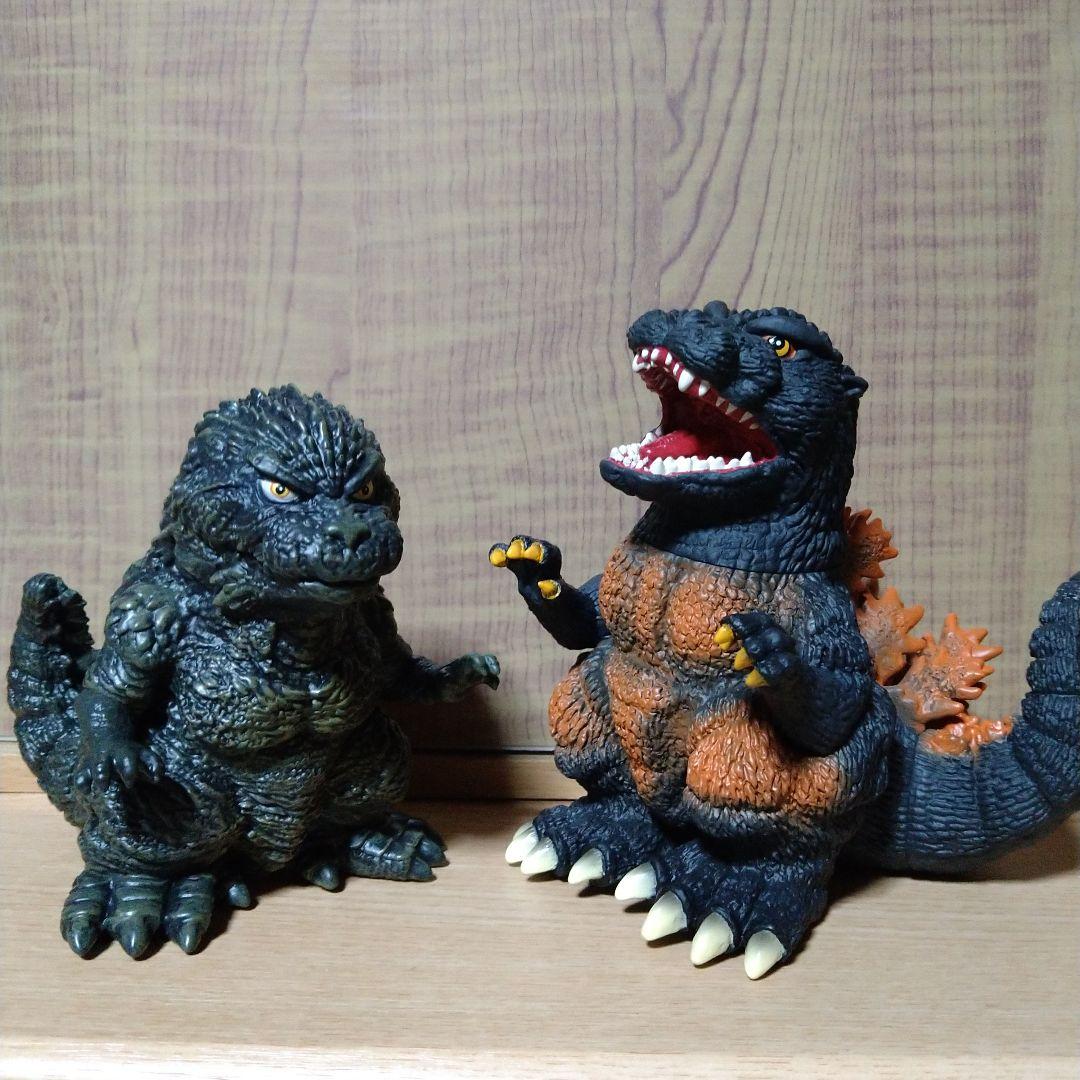 鎮座獣 バーニングゴジラ ゴジラ-1.0 2体セット - メルカリ