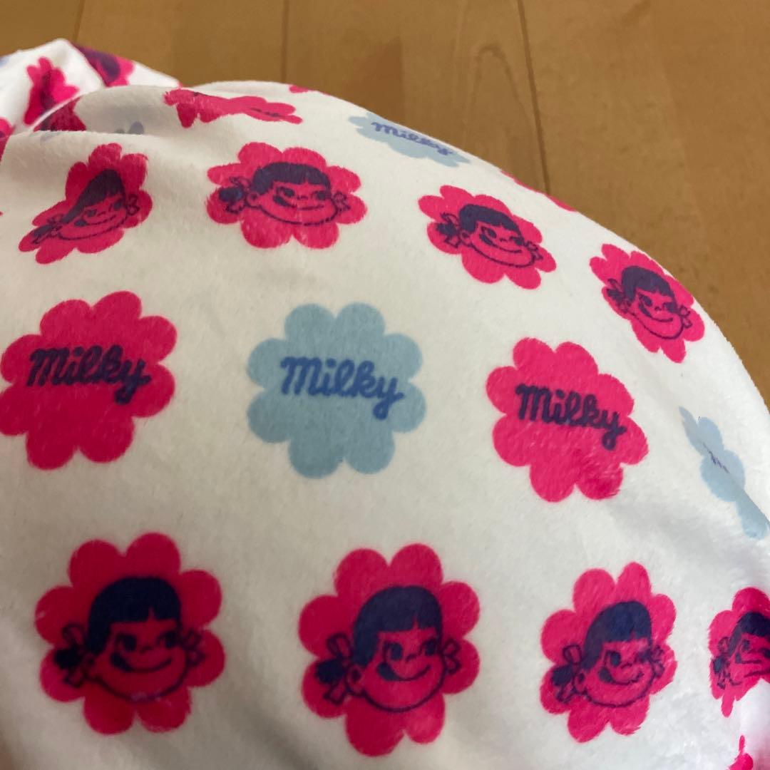 ☆激レア、廃盤☆不二家 ミルキー ペコちゃん ブランケット クッション