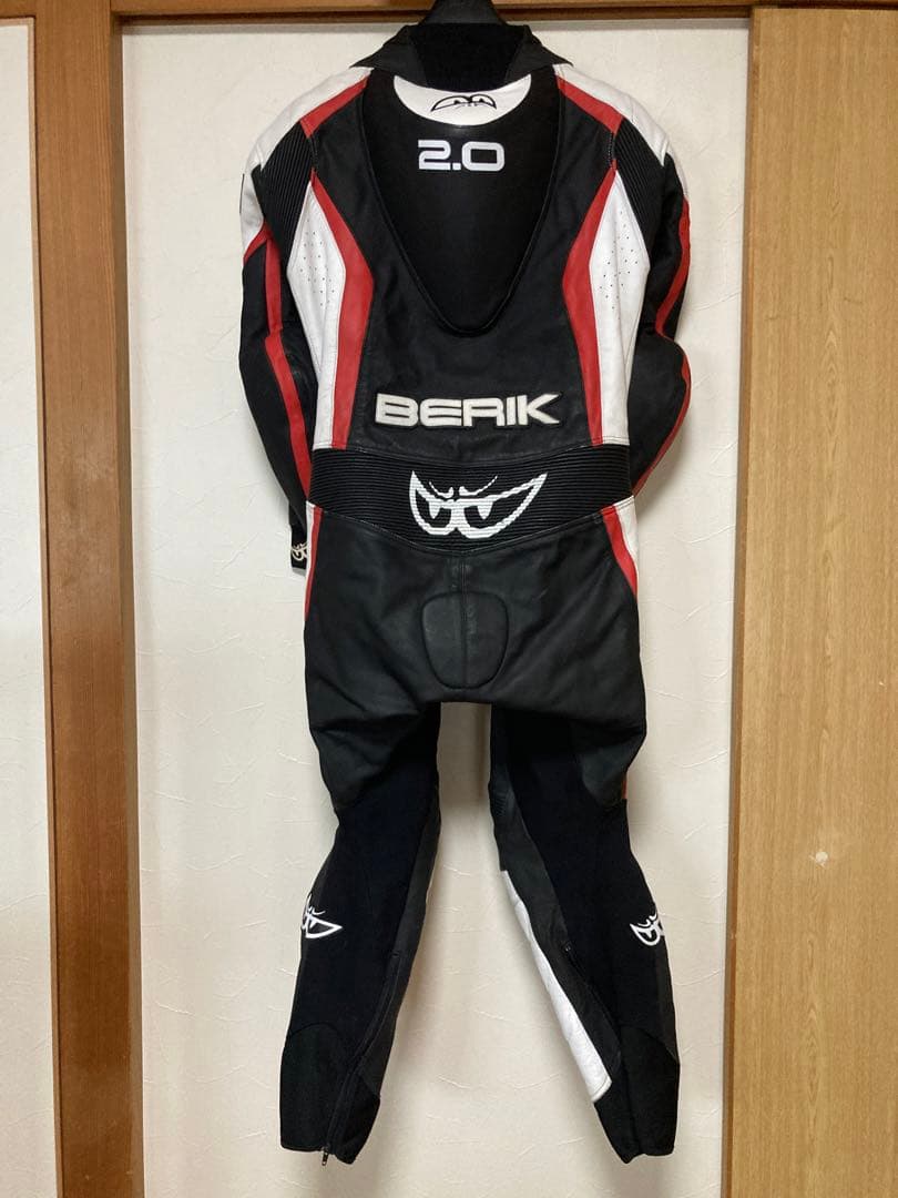 ベリック 革ツナギ レーシングスーツ Lサイズ52 MFJ検）アレンネス
