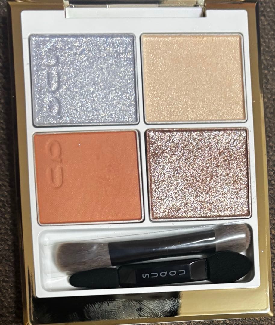 SUQQU ホリデーコレクション メイクアップキット 光飾 一度使用。 2025年冬新作メイクアップキット】SUQQU メイクアップ キット 光飾