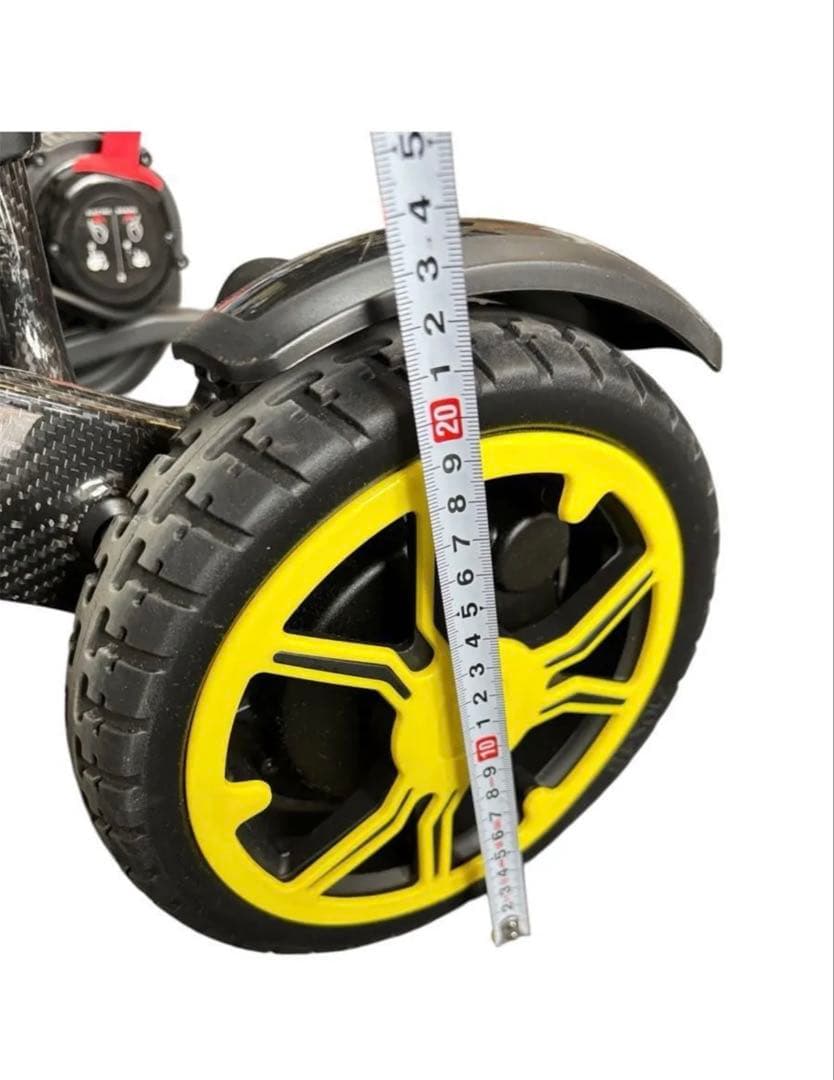 中古】QUICKIE Q50 Rカーボン折り畳み電動車椅子 2025年5月製 - メルカリ