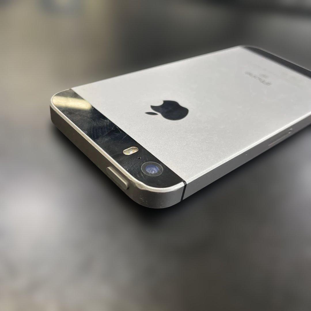 Apple iPhone SE初代 64GB スペースグレー - メルカリ