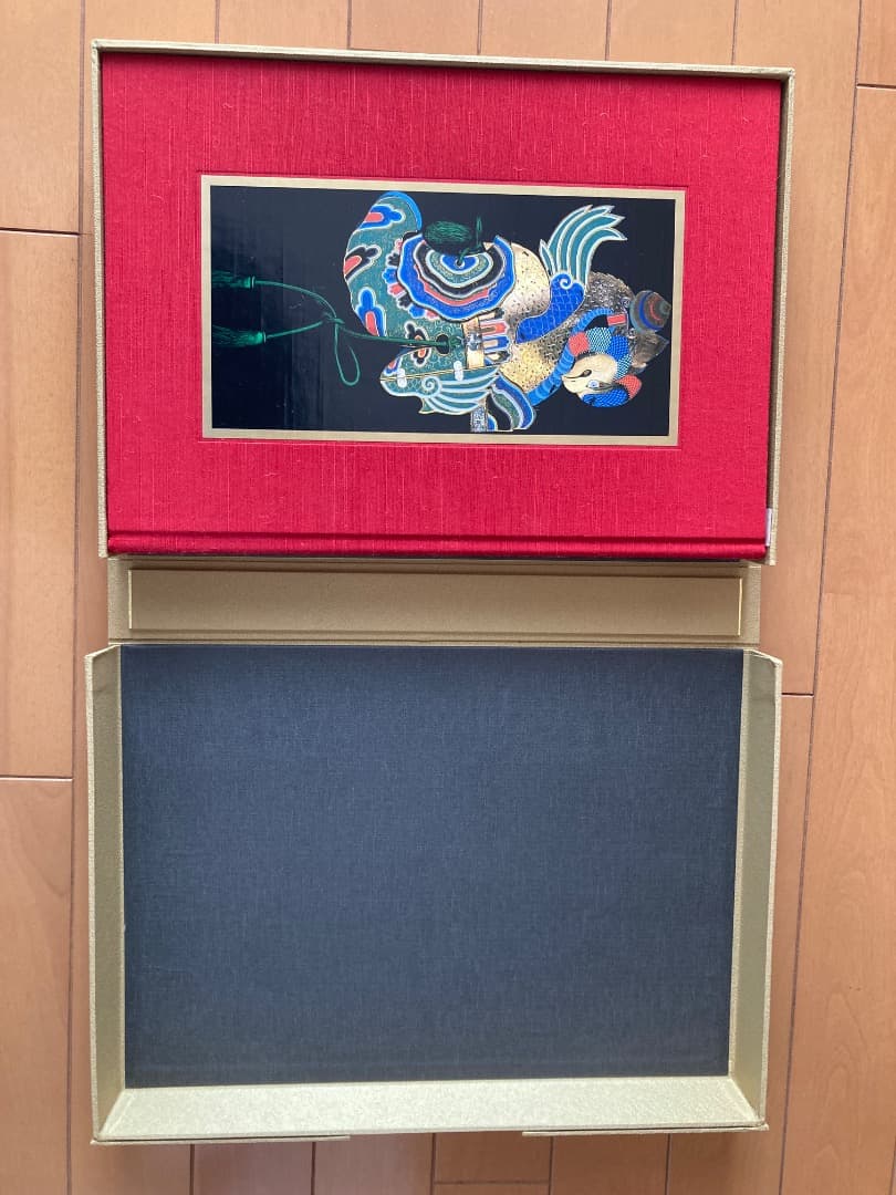 雅楽のデザイン 王朝装束の美意識 小学館