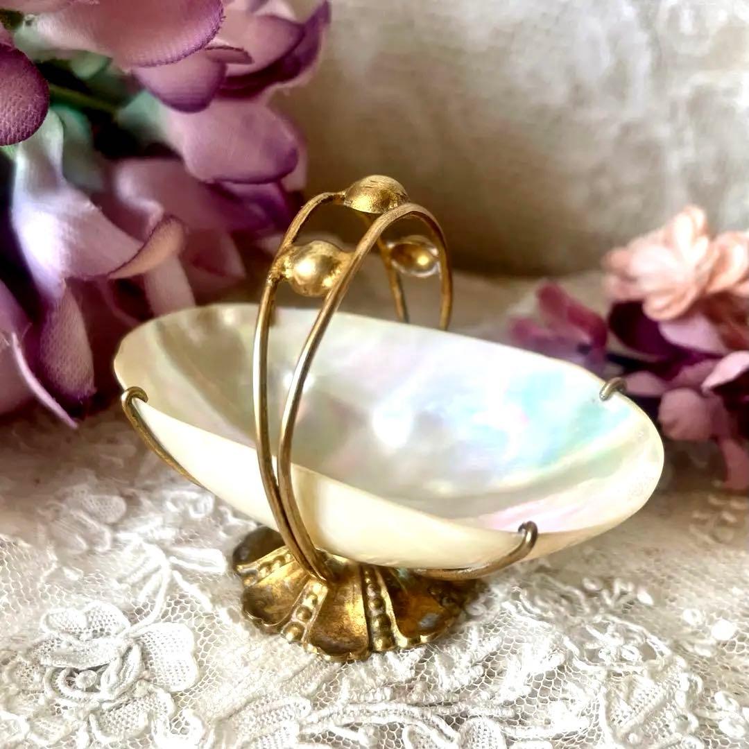 マザーオブパールのバギエ　ドールパニエにも　フランスアンティーク　白蝶貝　かご 白蝶貝マザーオブパール珠】【チェーンパーツ類シルバー製】【白蝶貝