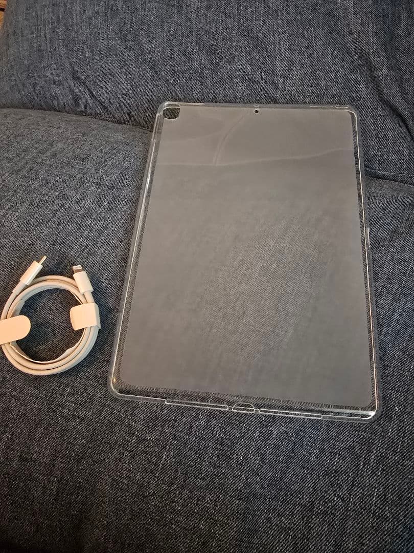 【未使用品】iPad Air3 256GB シルバー 10.5inch 美品