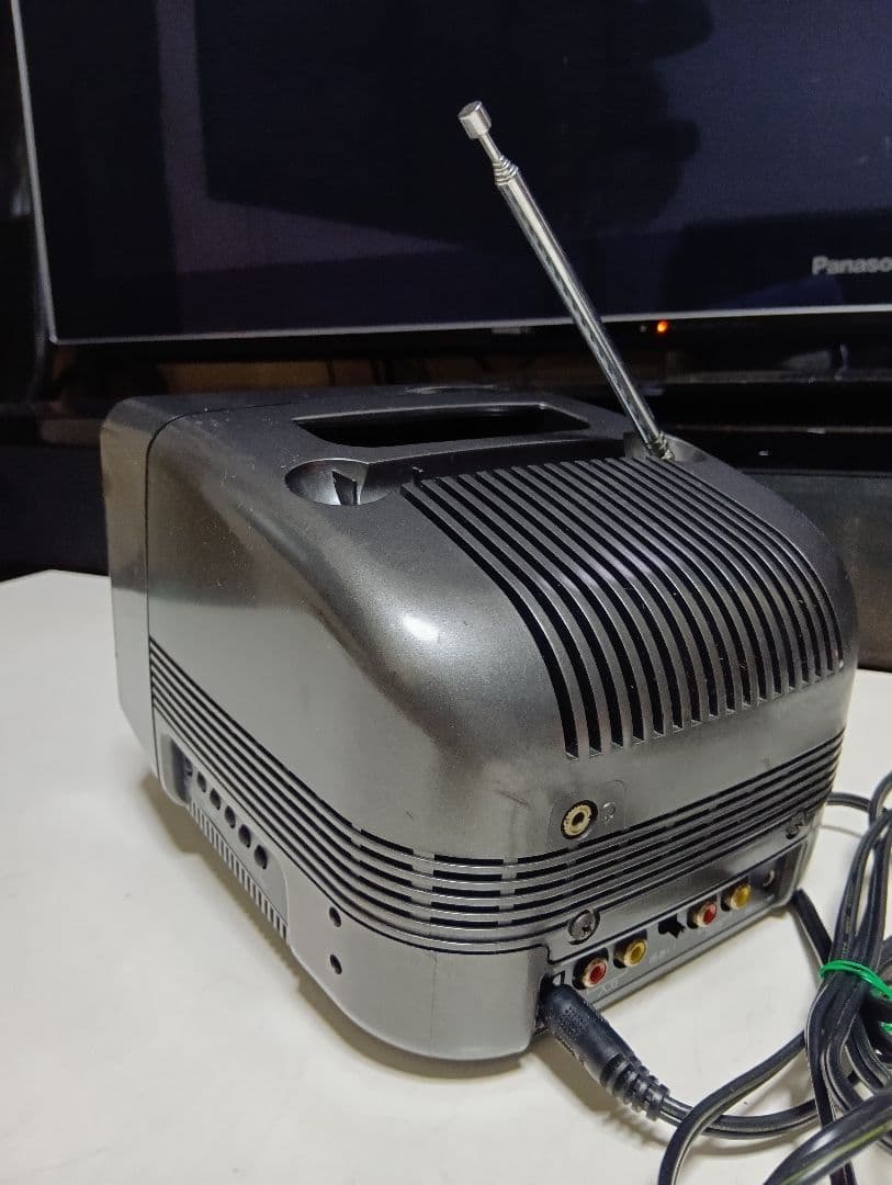 希少 JERICHO MODEL J-610 6インチ ブラウン管 カラーテレビ - メルカリ