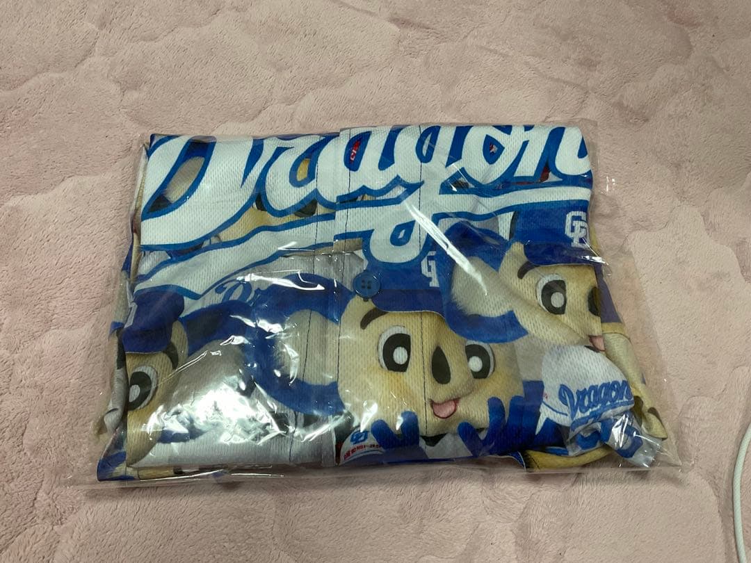 中日ドラゴンズ ドアラまみれユニホーム(XO) ♡新品未使用♡ - メルカリ