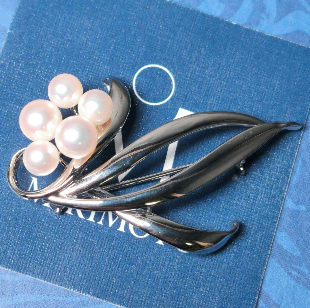 希少ungaro ウンガロ ヴィンテージブローチ タッセル ロープ編み ゴールド