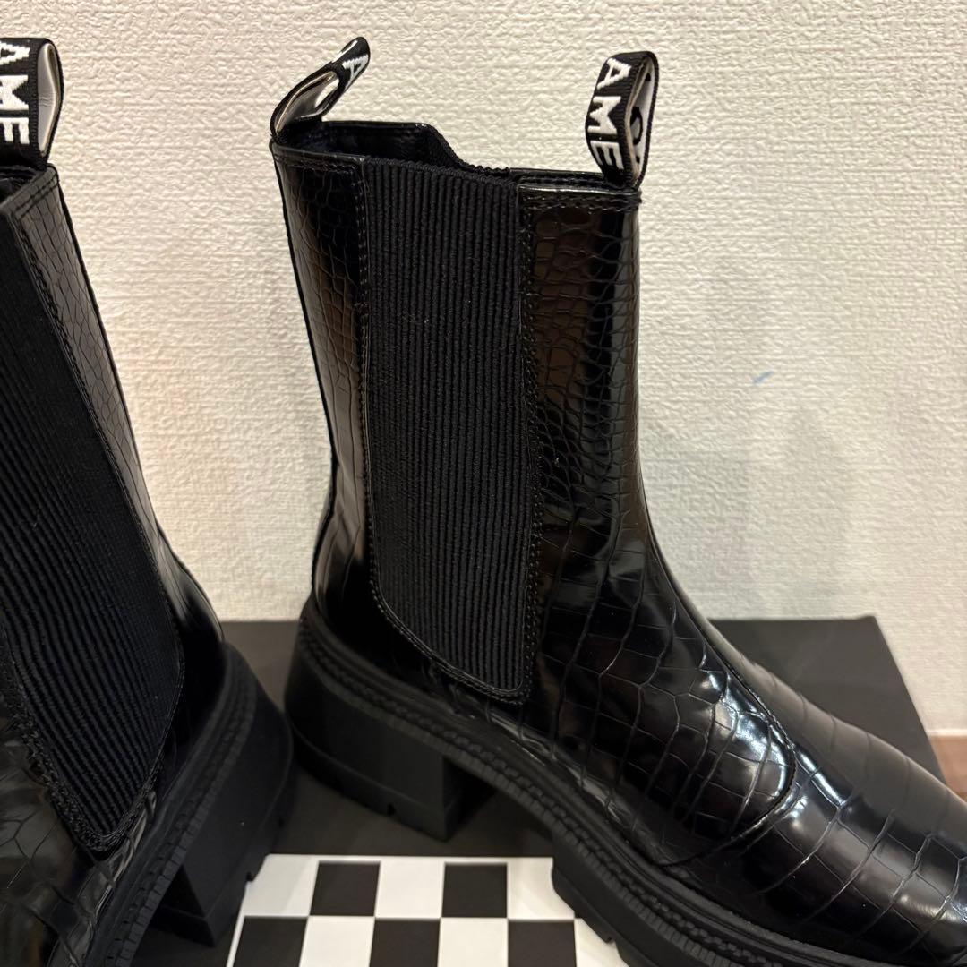 新品未使用・箱付き】NO NAME厚底サイドゴアブーツ 37 ブラック クロコ