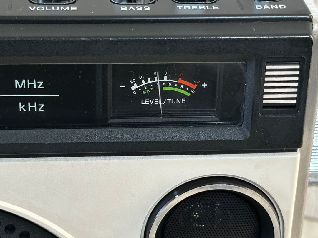 動作品】希少レアカラー白SONY ラジカセ CF-1980 昭和レトロラジオ
