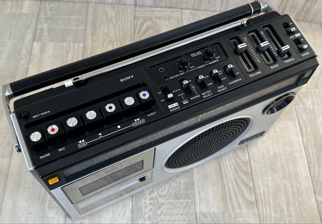 動作品】希少レアカラー白SONY ラジカセ CF-1980 昭和レトロラジオ