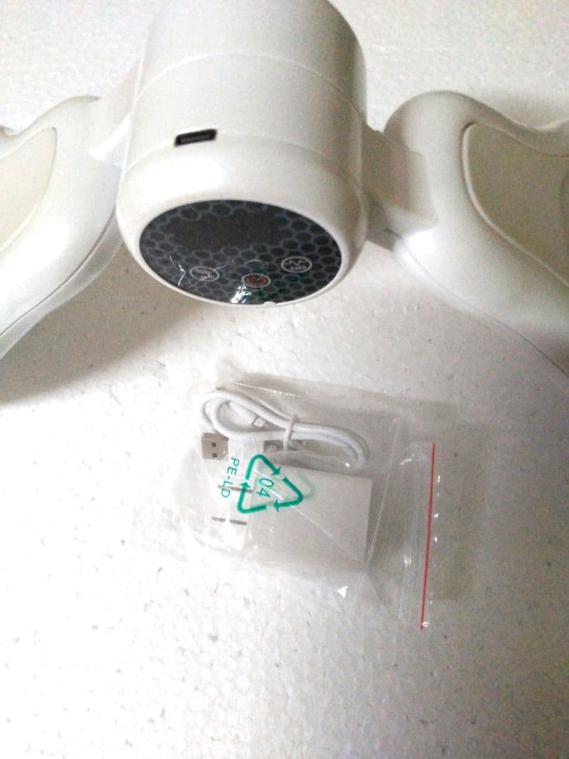 EMSエクササイズ機器 ホワイト☆ 取扱説明書付き