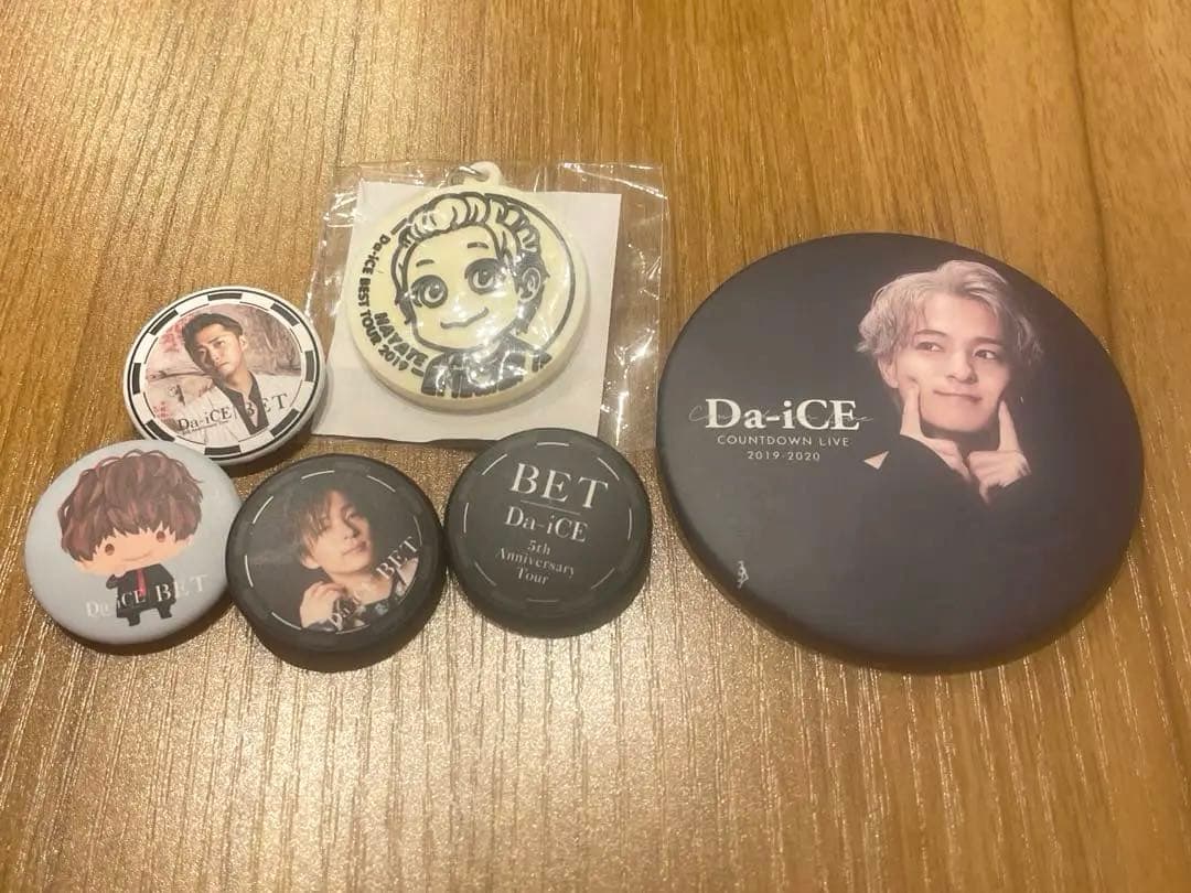 バラ売りOK‼️】Da-iCE 缶バッジセット - メルカリ