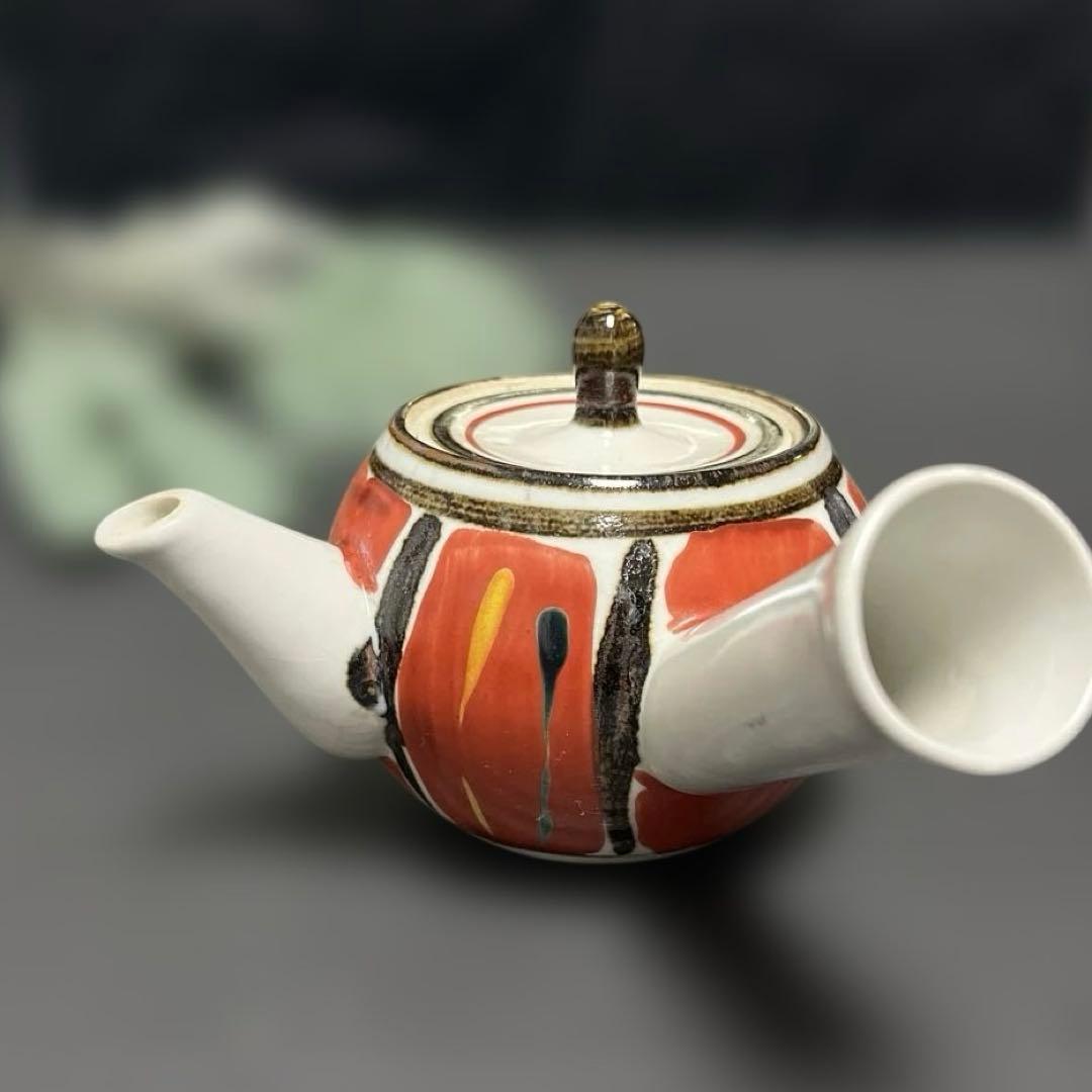 手描き】和モダン 急須 赤絵 縦縞模様 茶器 400ml 九谷焼 - メルカリ