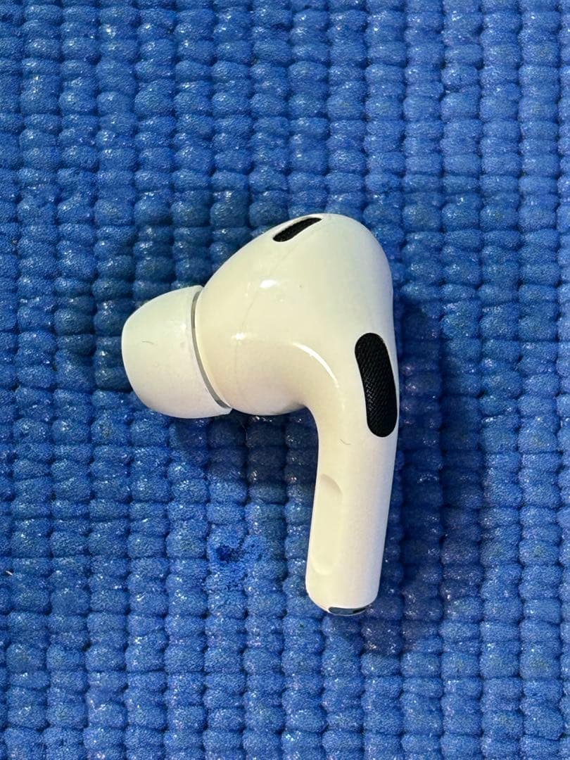 Apple AirPods Pro 2世代 片耳 L 片方 左耳 - メルカリ